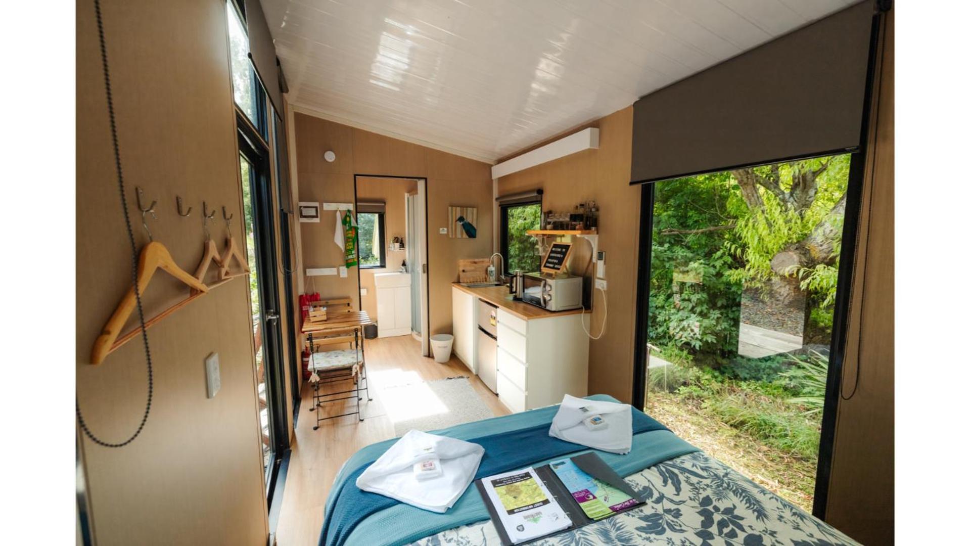 הוילה Owaka Pekapeka Tiny House By Tiny Away מראה חיצוני תמונה